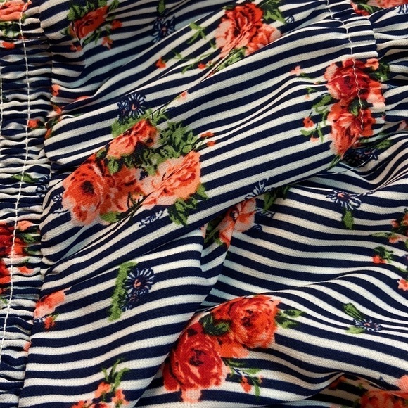 Michelle Girls Romper Preowned Size M - Picture 13 of 14